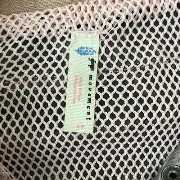 NWOT Free People Movement Light Jacket Size Small - Picture 5 of 11